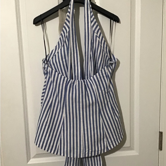 ZARA Beautiful Halter Top.Blue& White Stripes.Has Tie In Front Can Tie Or Bow.🌸 - Picture 6 of 11